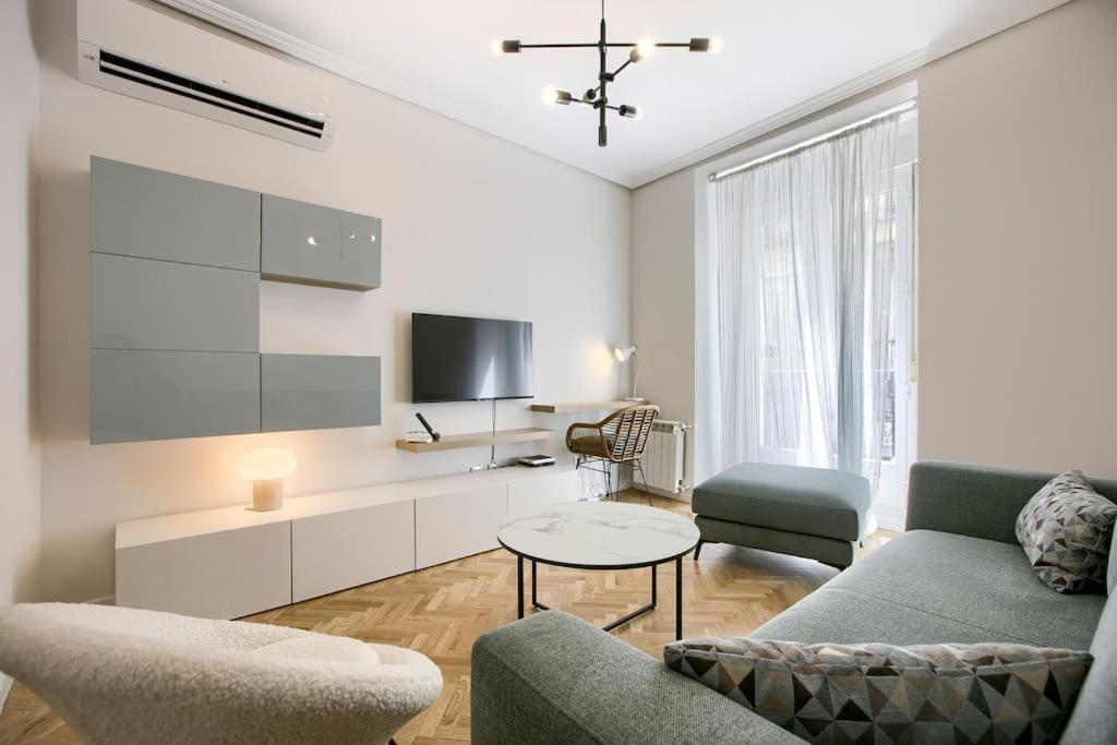 New&Beatiful&Central Apartment*El Balcon De Chueca Madrid Exteriör bild