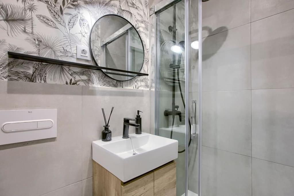 New&Beatiful&Central Apartment*El Balcon De Chueca Madrid Exteriör bild